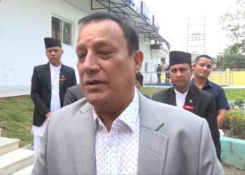 मुख्यमन्त्री कार्कीकाे पक्षमा उभिए कांग्रेस दलका नेता