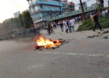 इटहरी मुख्य चौकमा टिपरको ठक्करबाट एक महिलाको मृत्यु, तनावग्रस्त इटहरी