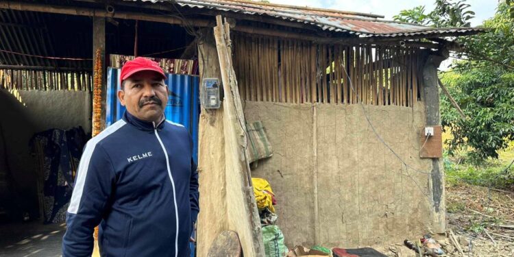 हात्तीले मारेका रविनको परिवारलाई उपमहानगरले १ लाख दिने