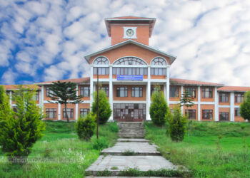 स्नातकोत्तर तहमा नेपाली र अङ्ग्रेजी विषय पढ्न मापदण्ड परिवर्तन