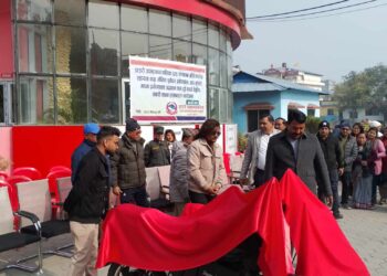 इटहरी उपमहानगरद्वारा पेट्रोल मोटरसाइकललाई विद्युतीय सवारीमा रूपान्तरण