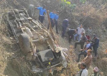 उदयपुरमा भीरबाट गाडी खस्दा ८ जनाको मृत्यु